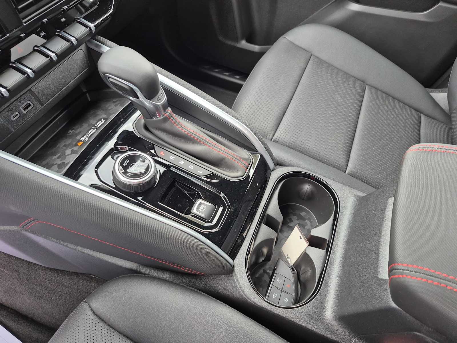 2026 Chevrolet Colorado Z71 - Photo 21