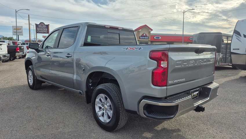 2026 Chevrolet Silverado 1500 LT - Photo 8