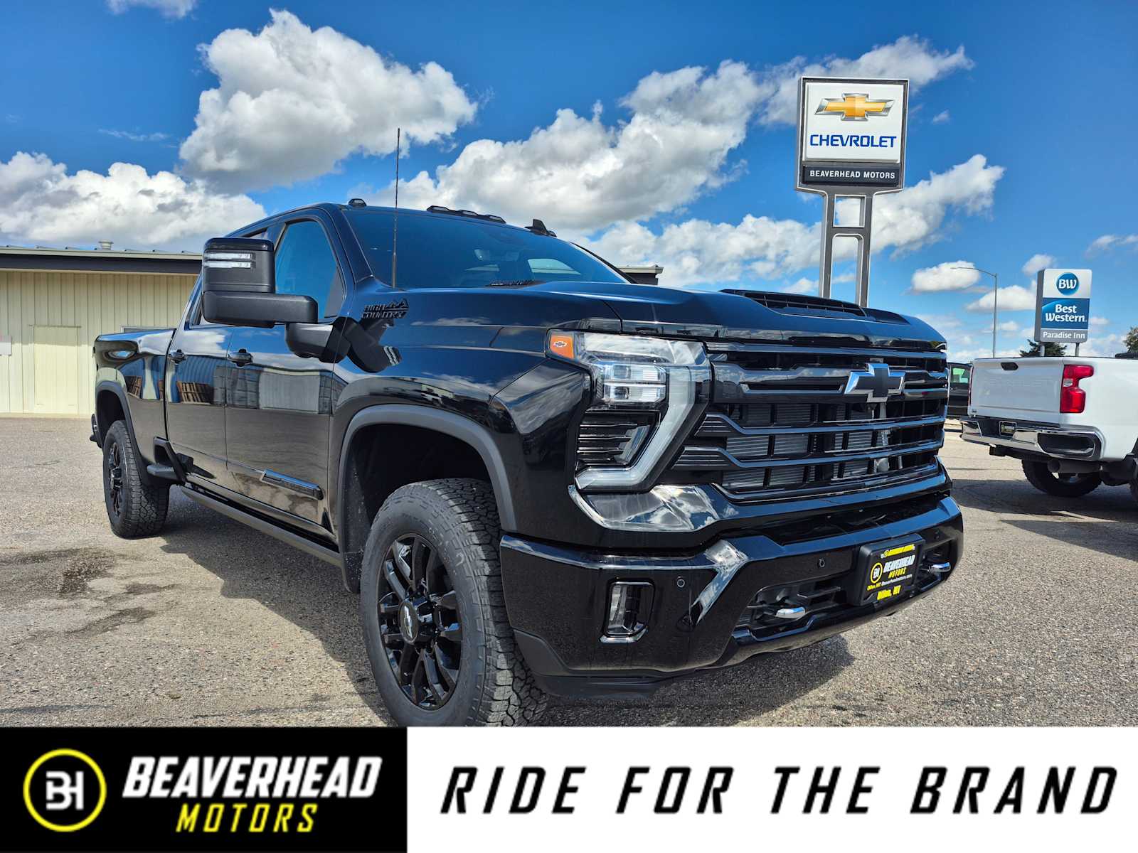 2026 Chevrolet Silverado 3500HD High Country's photo