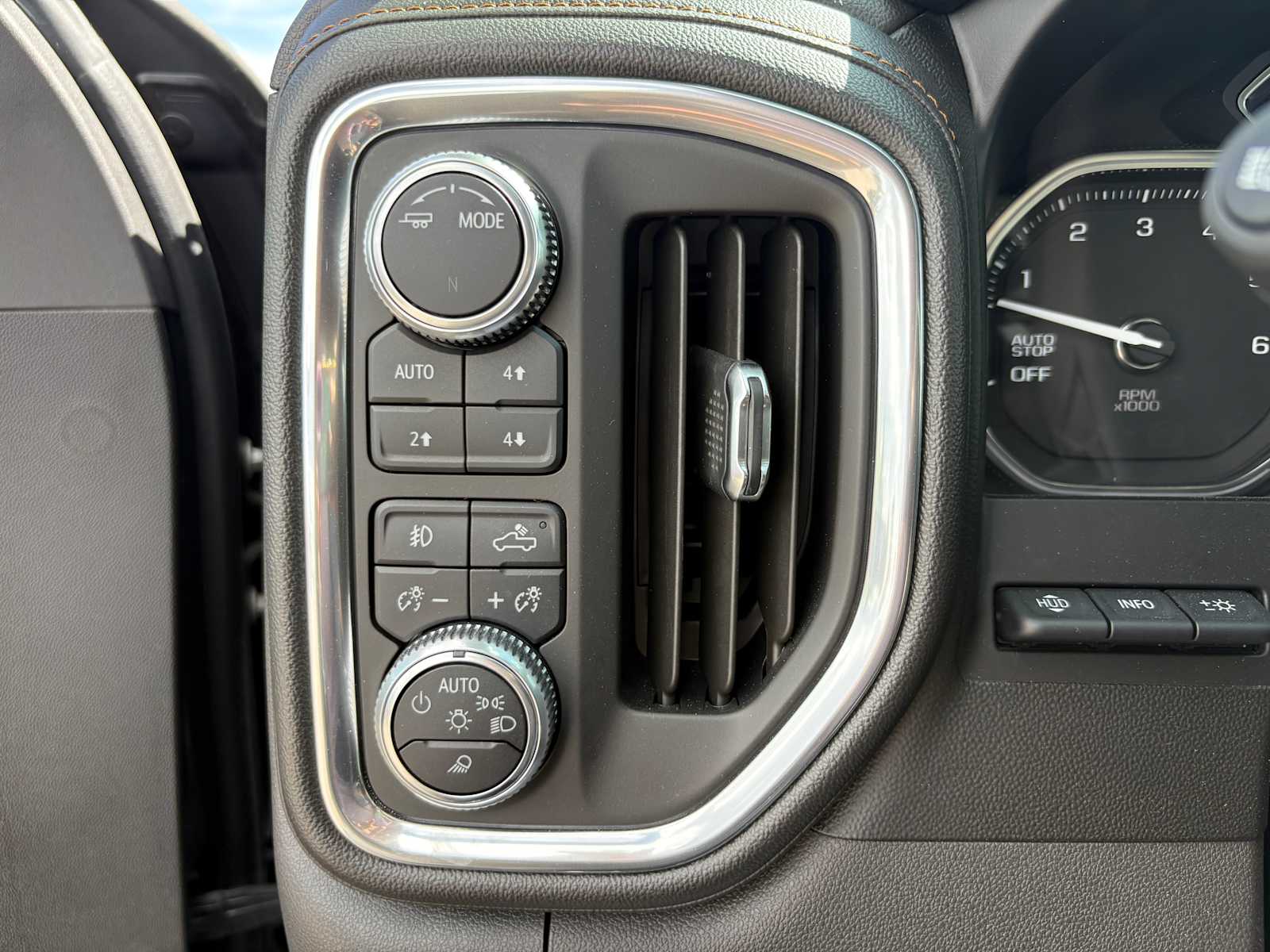 2020 GMC Sierra 1500 AT4 - Photo 30
