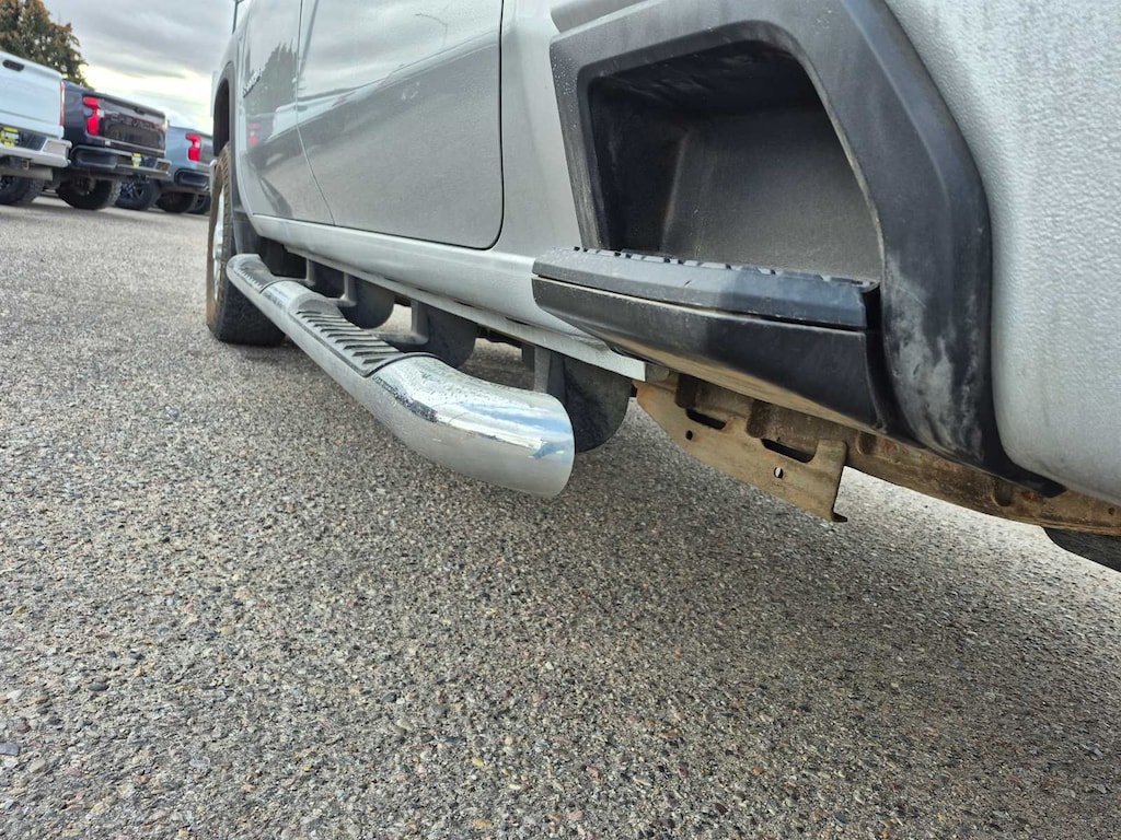 2022 Chevrolet Silverado 3500HD LT photo 3