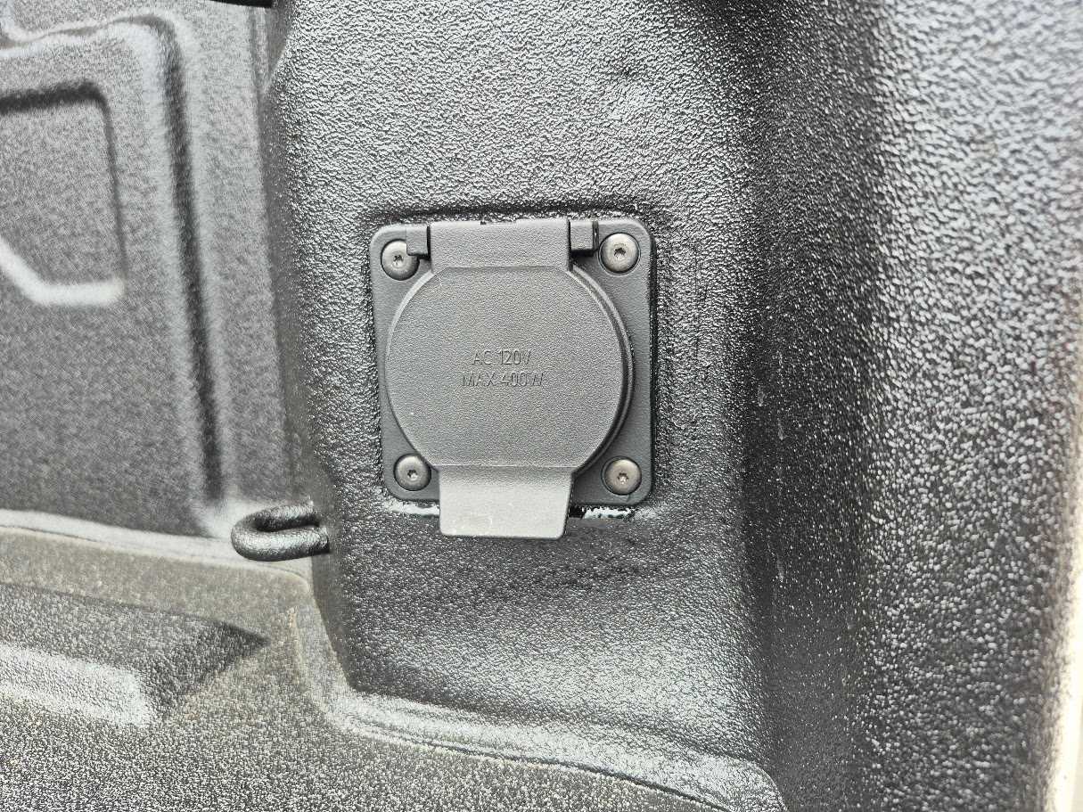 2026 Chevrolet Silverado 2500 HD ZR2 - Photo 9