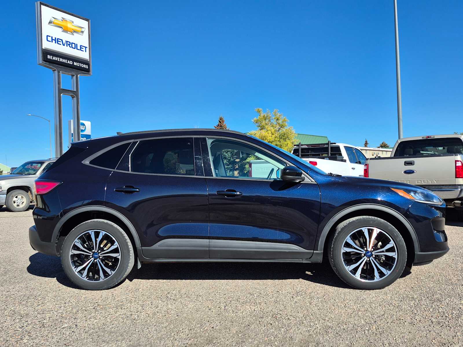2021 Ford Escape SE photo 3