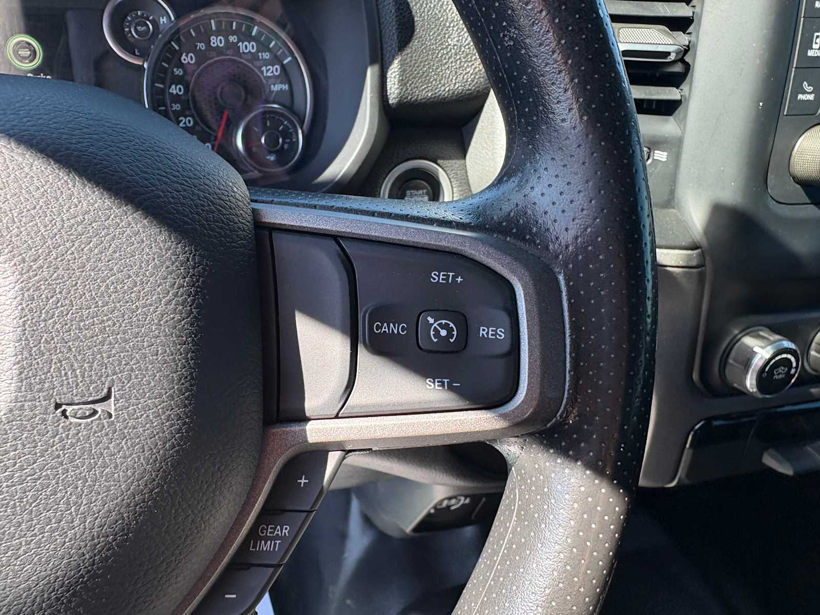 2023 RAM Ram 2500 Pickup Tradesman - Photo 20