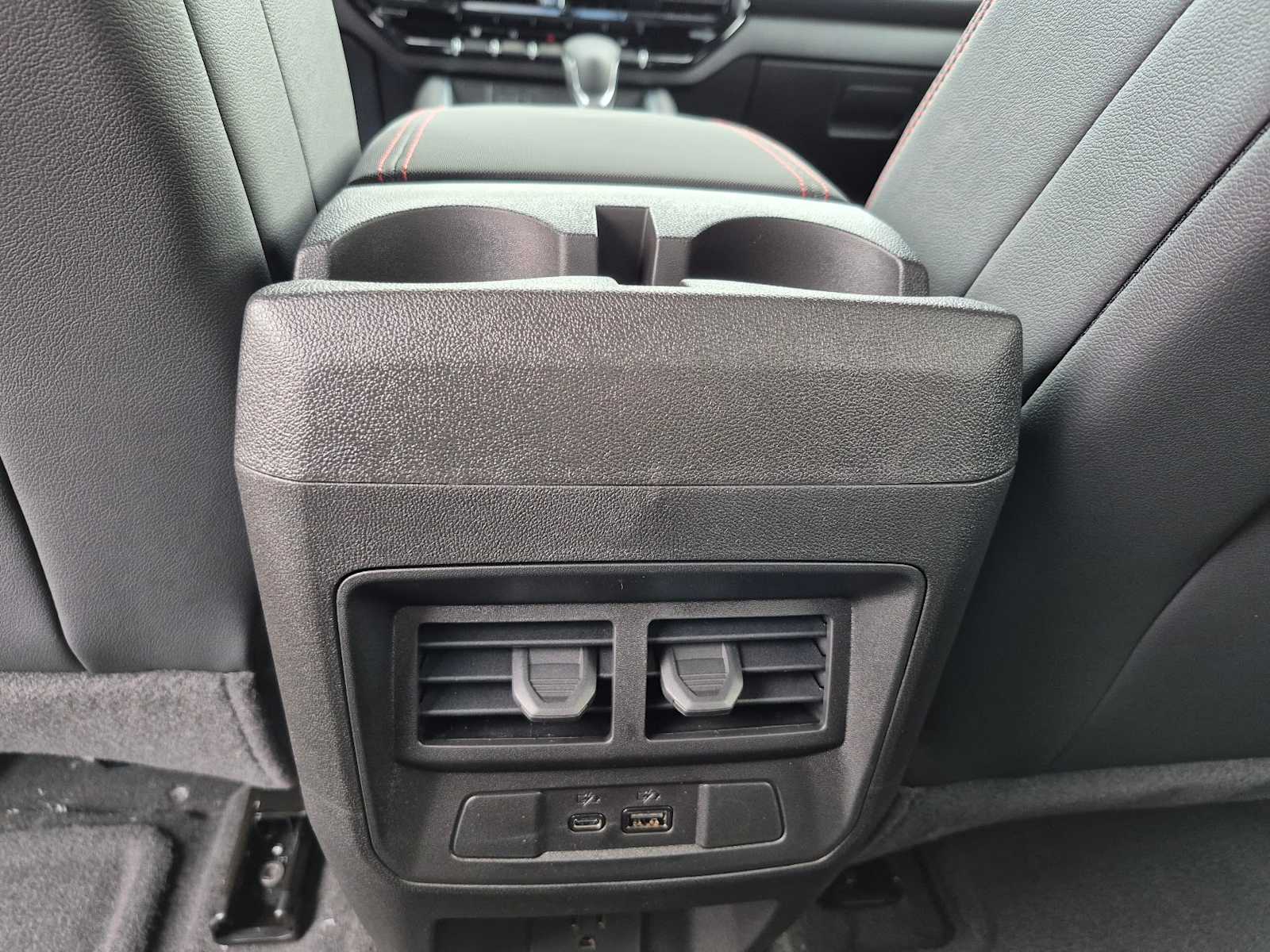 2026 Chevrolet Colorado Z71 - Photo 32