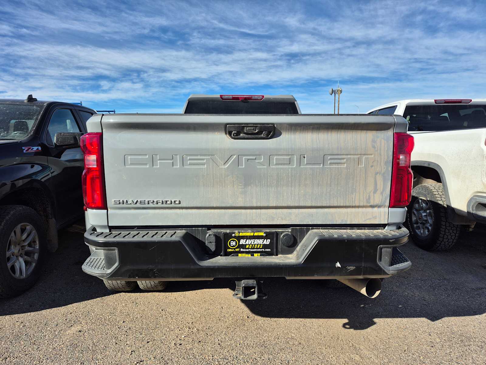 2024 Chevrolet Silverado 3500HD Work Truck photo 2