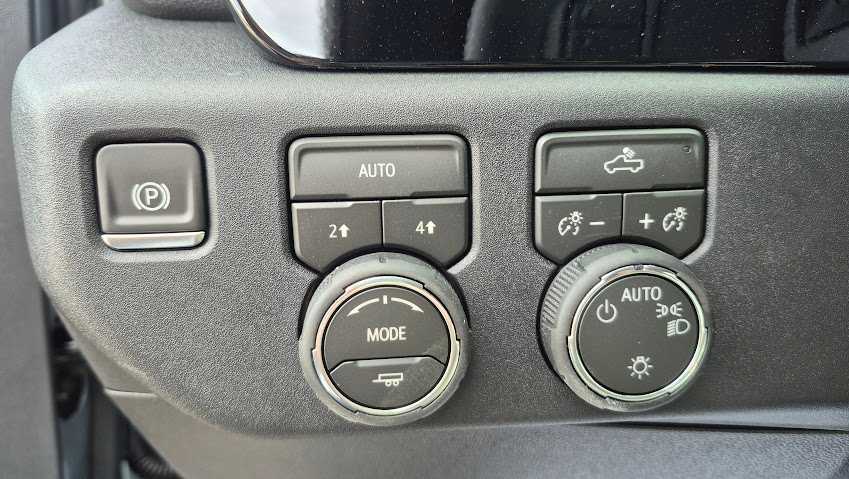2026 Chevrolet Silverado 1500 LT - Photo 14