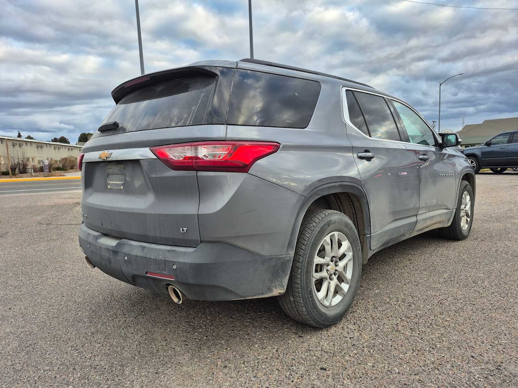 2019 Chevrolet Traverse Leather photo 2