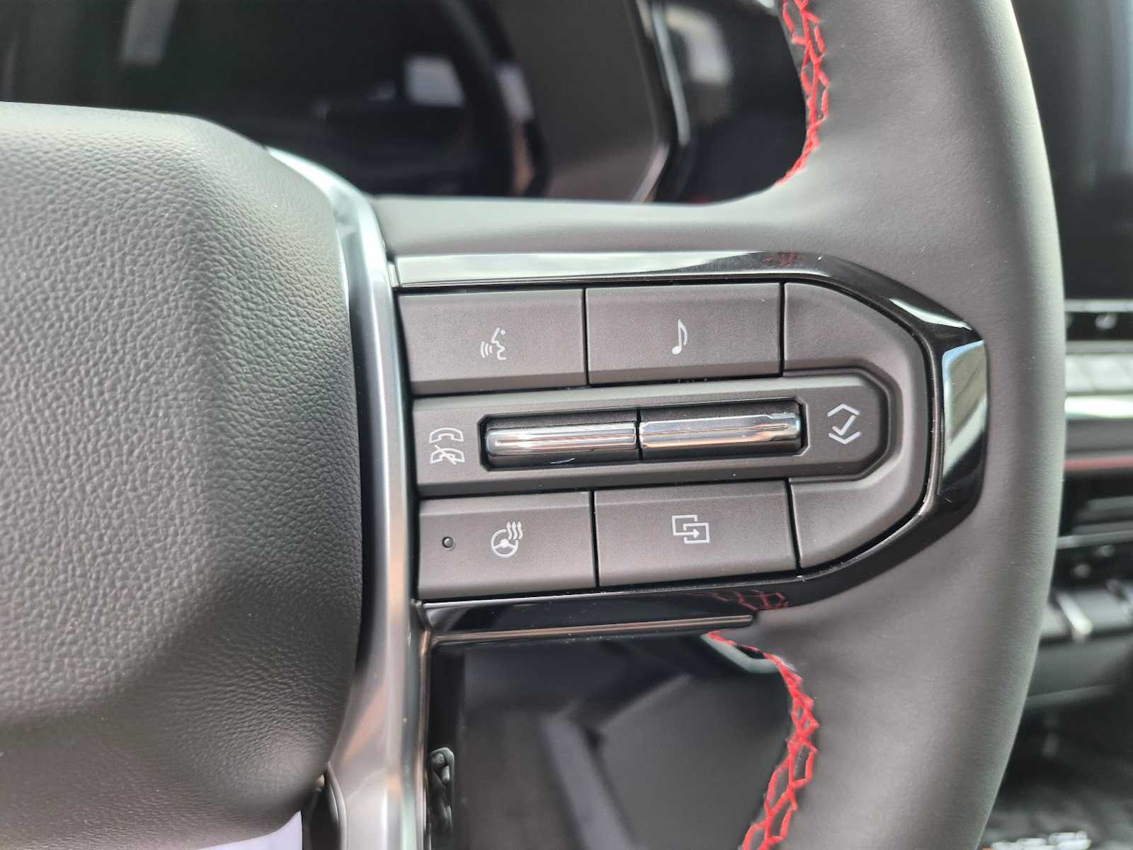 2026 Chevrolet Colorado Z71 - Photo 17