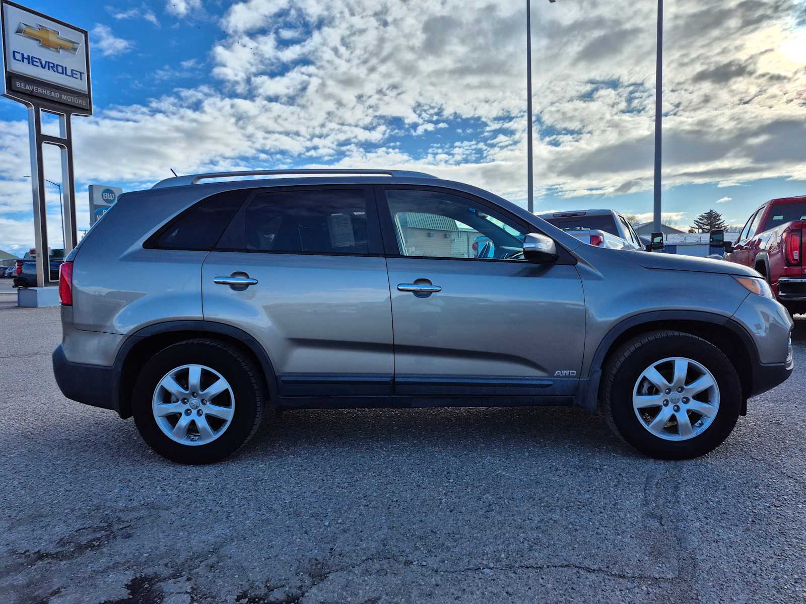 Used 2013 Kia Sorento LX with VIN 5XYKTCA67DG414462 for sale in Dillon, MT