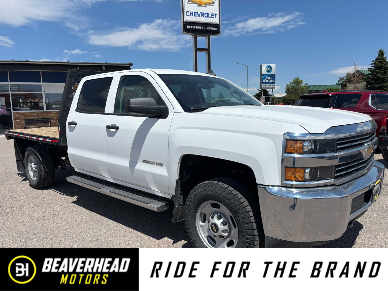 2017 Chevrolet Silverado HD Work Truck 4WD Crew Cab Standard Box's photo