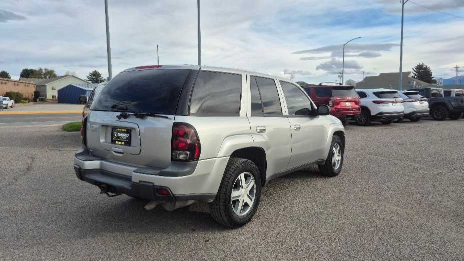 Used 2004 Chevrolet TrailBlazer LT with VIN 1GNDT13S842179093 for sale in Dillon, MT