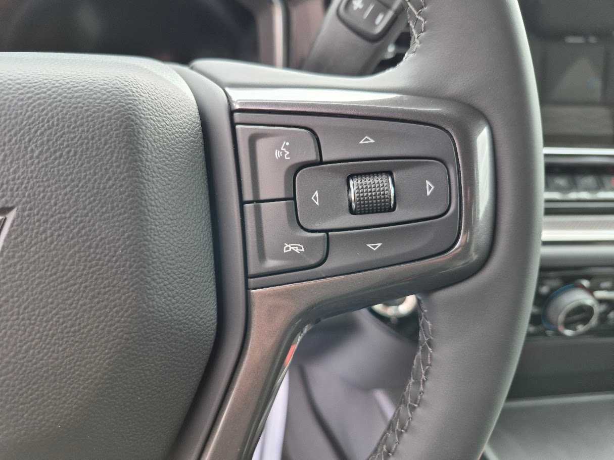 2026 Chevrolet Silverado 2500 HD ZR2 - Photo 16