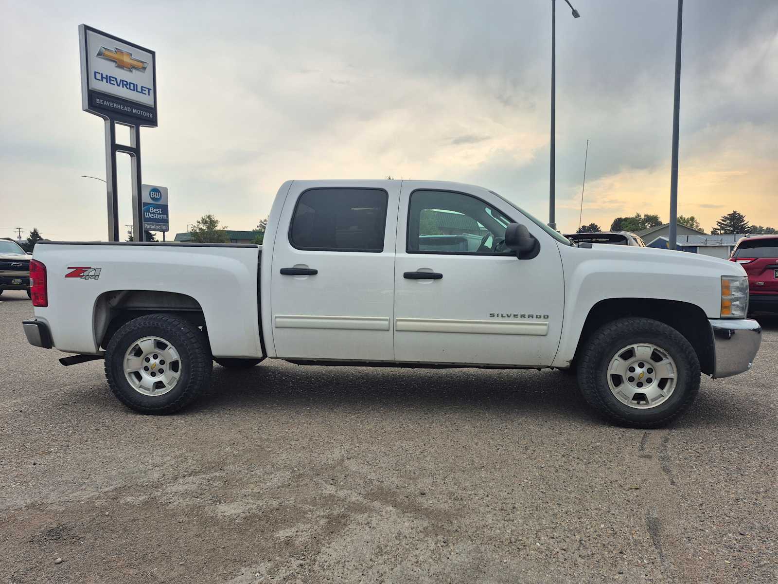 2013 Chevrolet Silverado 1500 LT photo 2