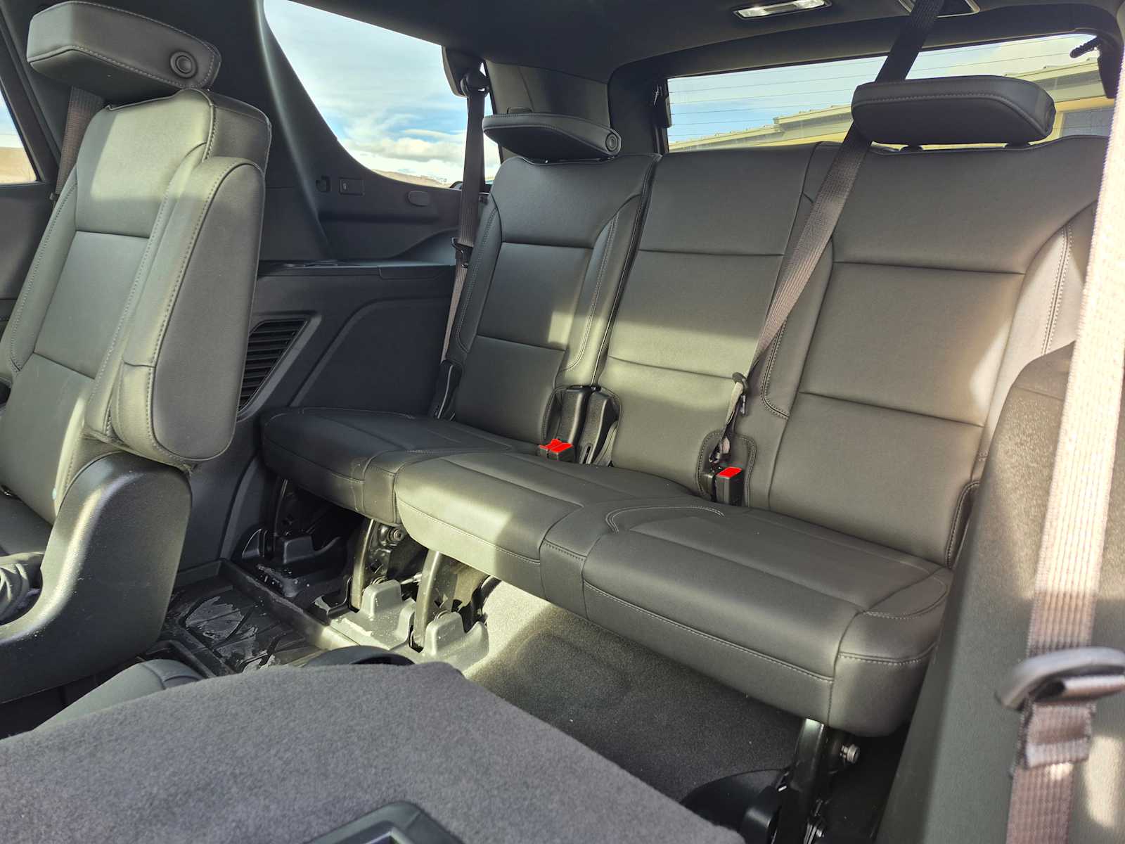 2025 Chevrolet Tahoe Z71 - Photo 36