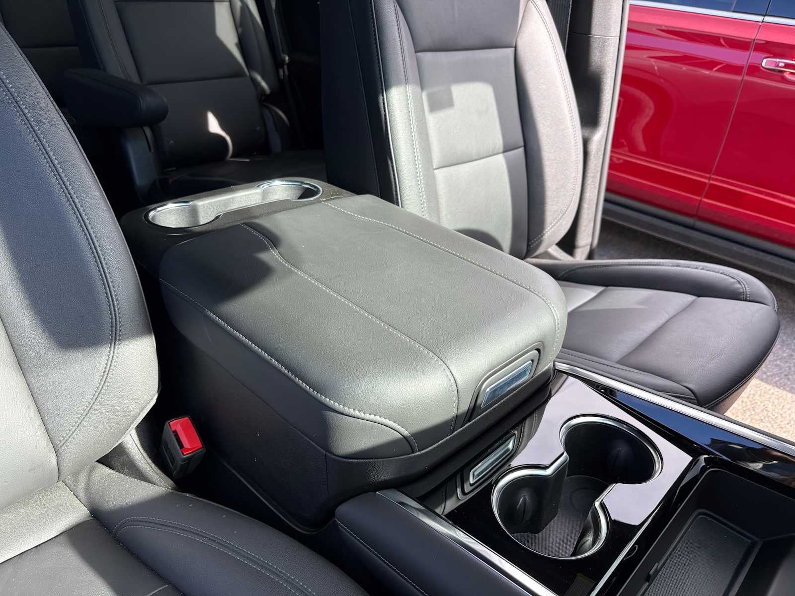 2025 Chevrolet Tahoe Z71 - Photo 27