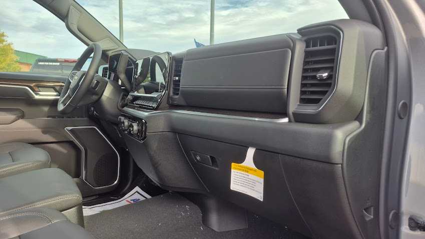 2026 Chevrolet Silverado 1500 LT - Photo 20
