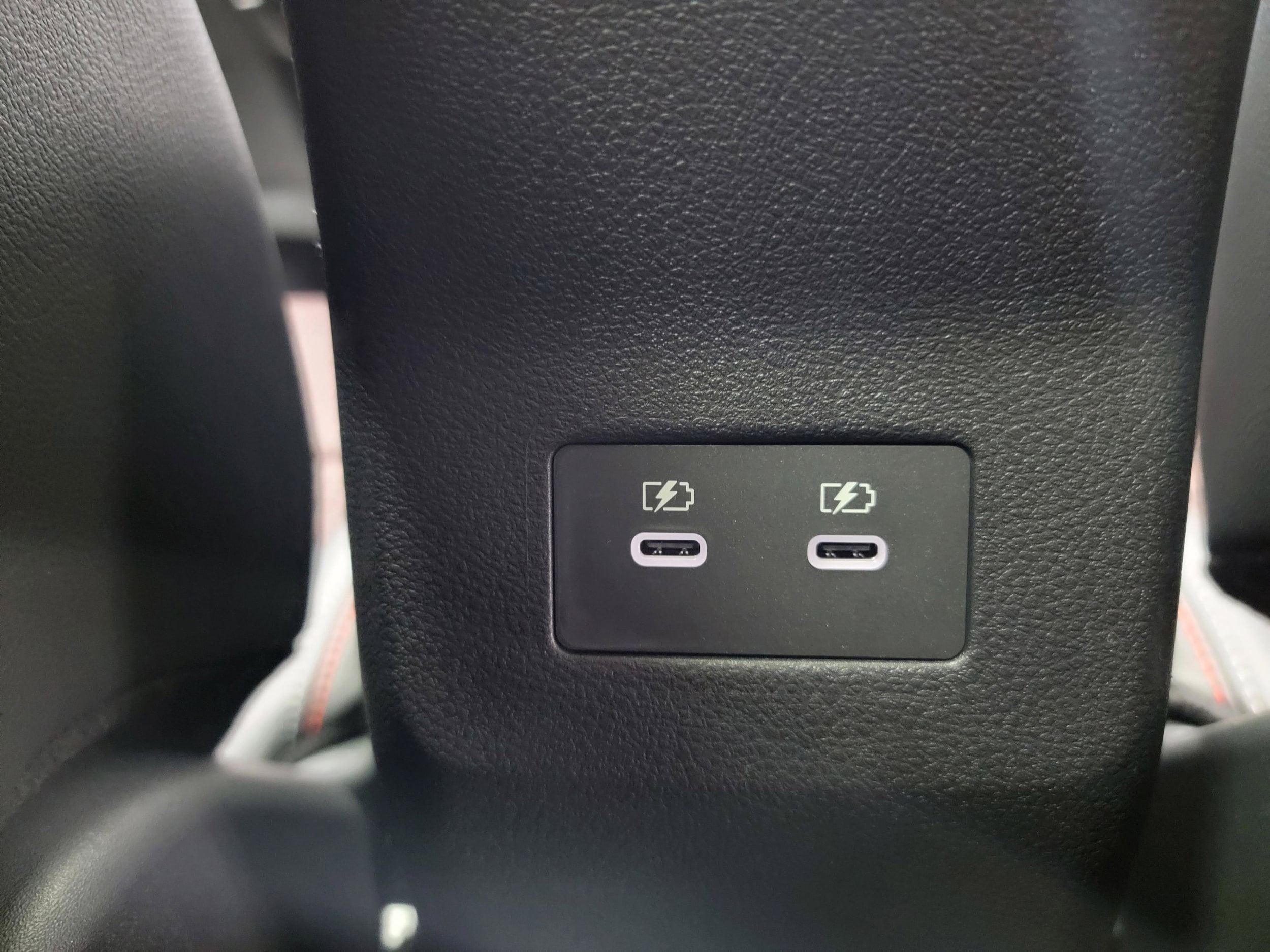 2026 Nissan KICKS SR AWD - Photo 9