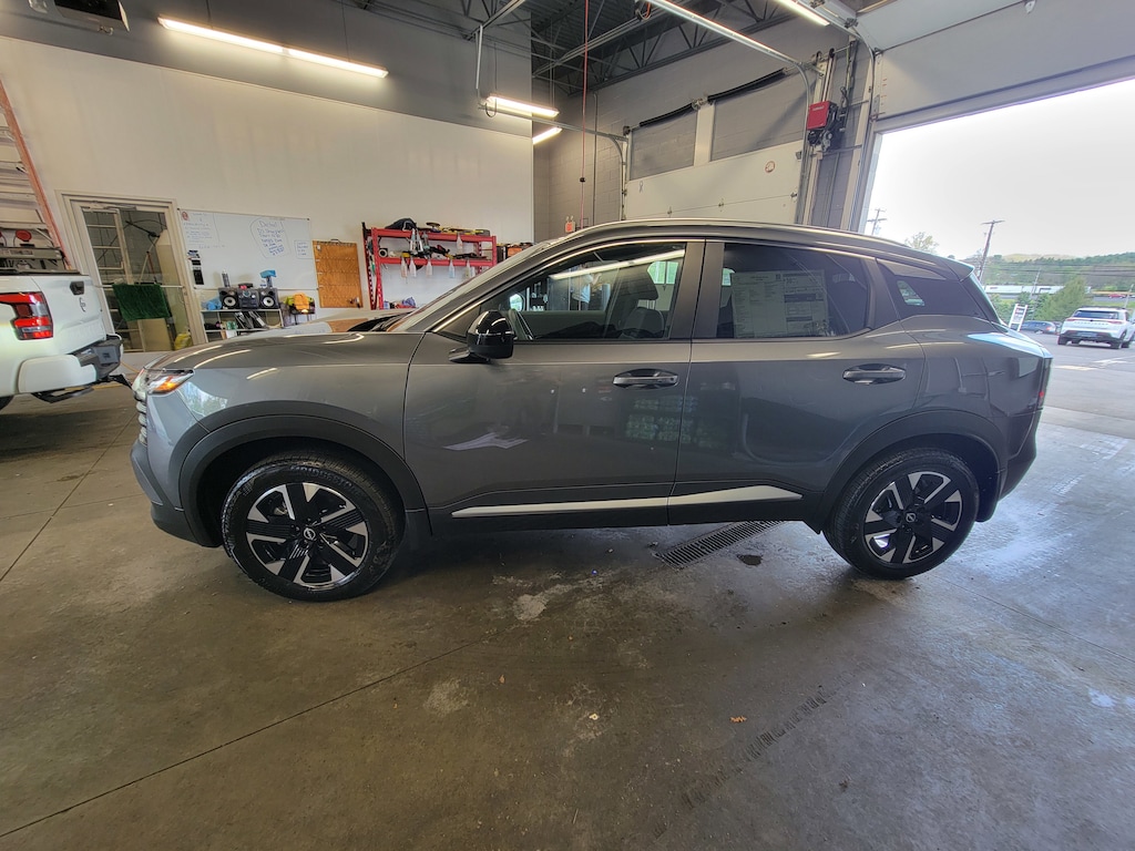 New 2026 Nissan Kicks SV SUV