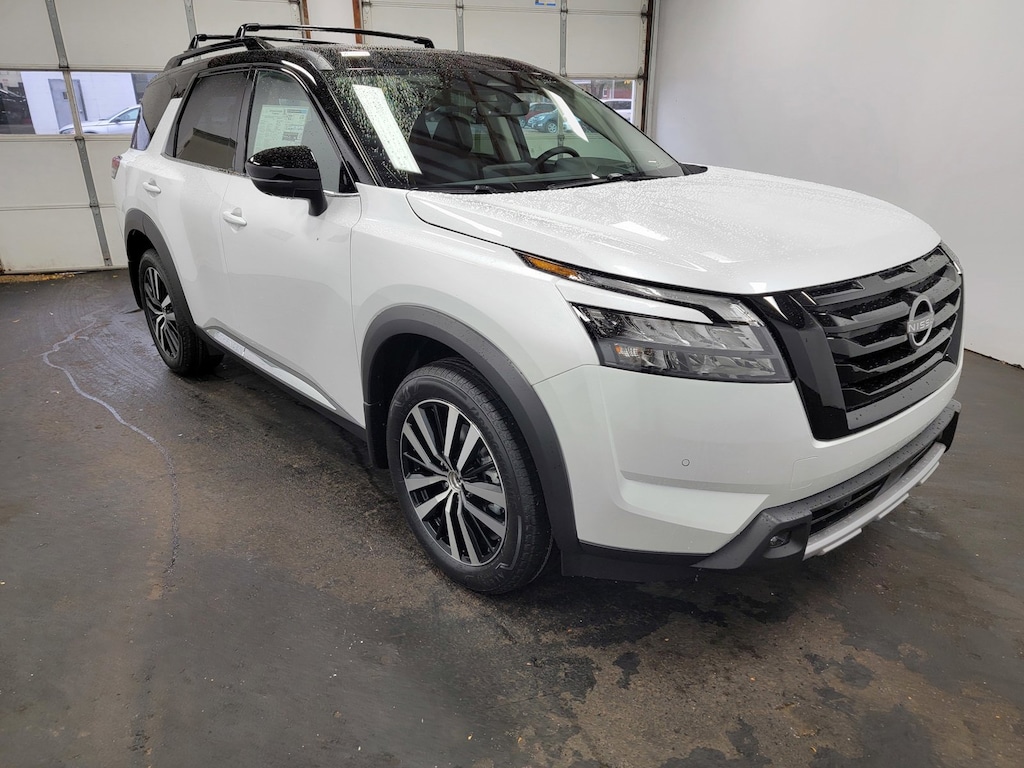 New 2025 Nissan Pathfinder Platinum For Sale or Lease in Beaver Falls, PA 5N1DR3DJ2SC209300