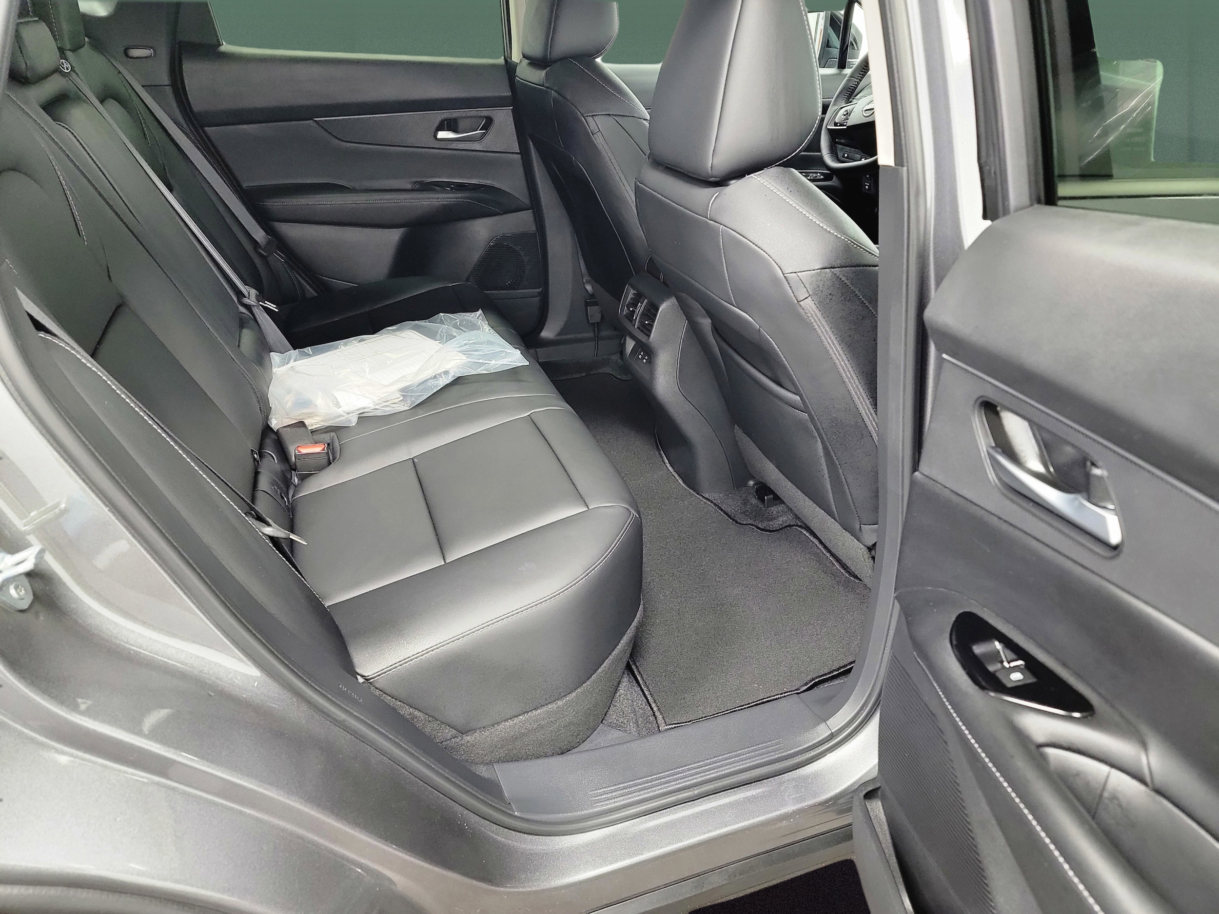 2026 Nissan Murano SV - Photo 8