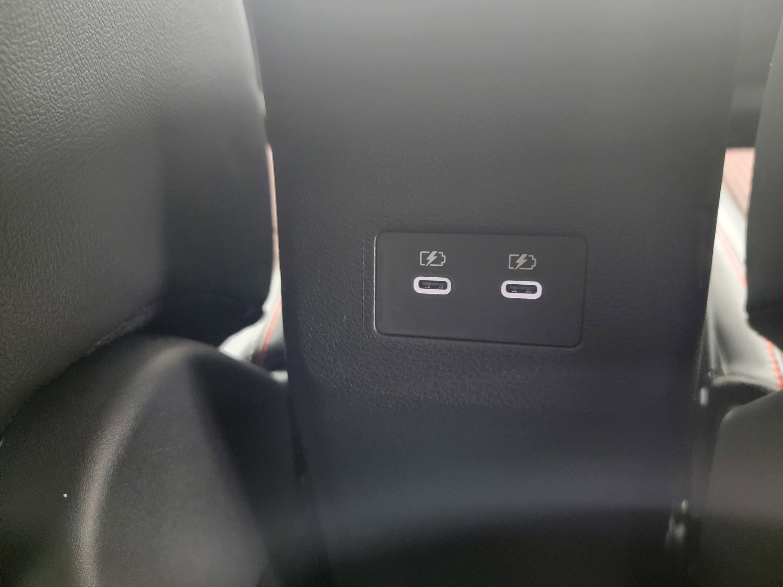2026 Nissan KICKS SR AWD - Photo 11
