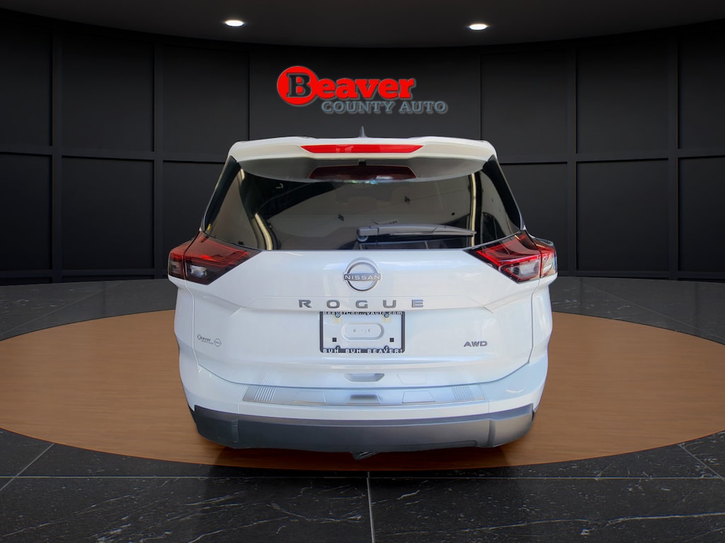 New 2026 Nissan Rogue SV SUV