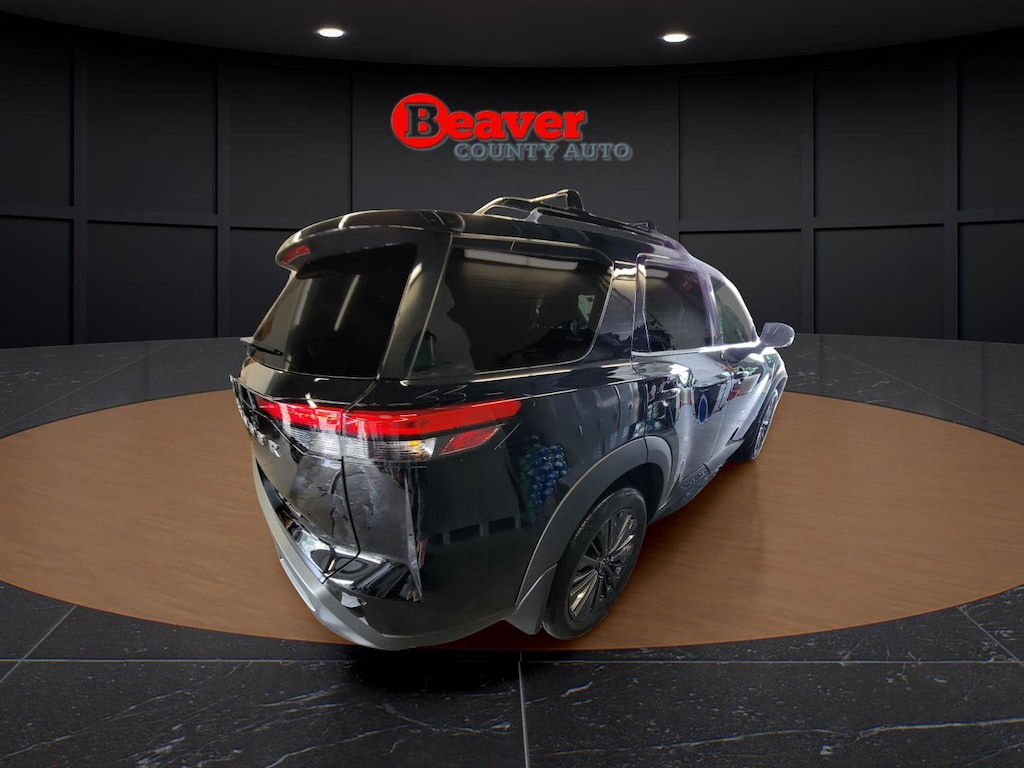 New 2026 Nissan Pathfinder SL SUV