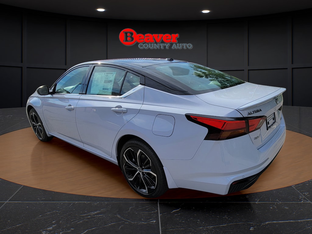 New 2026 Nissan Altima SR Sedan