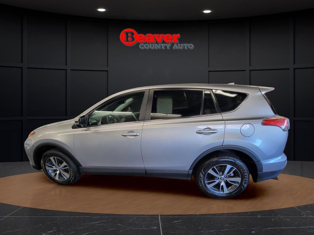Used 2018 Toyota RAV4 XLE XLE AWD