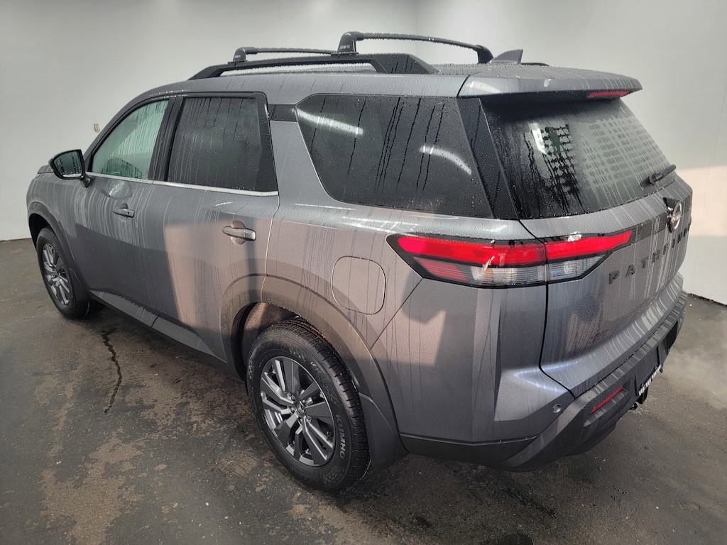 New 2025 Nissan Pathfinder SV SUV