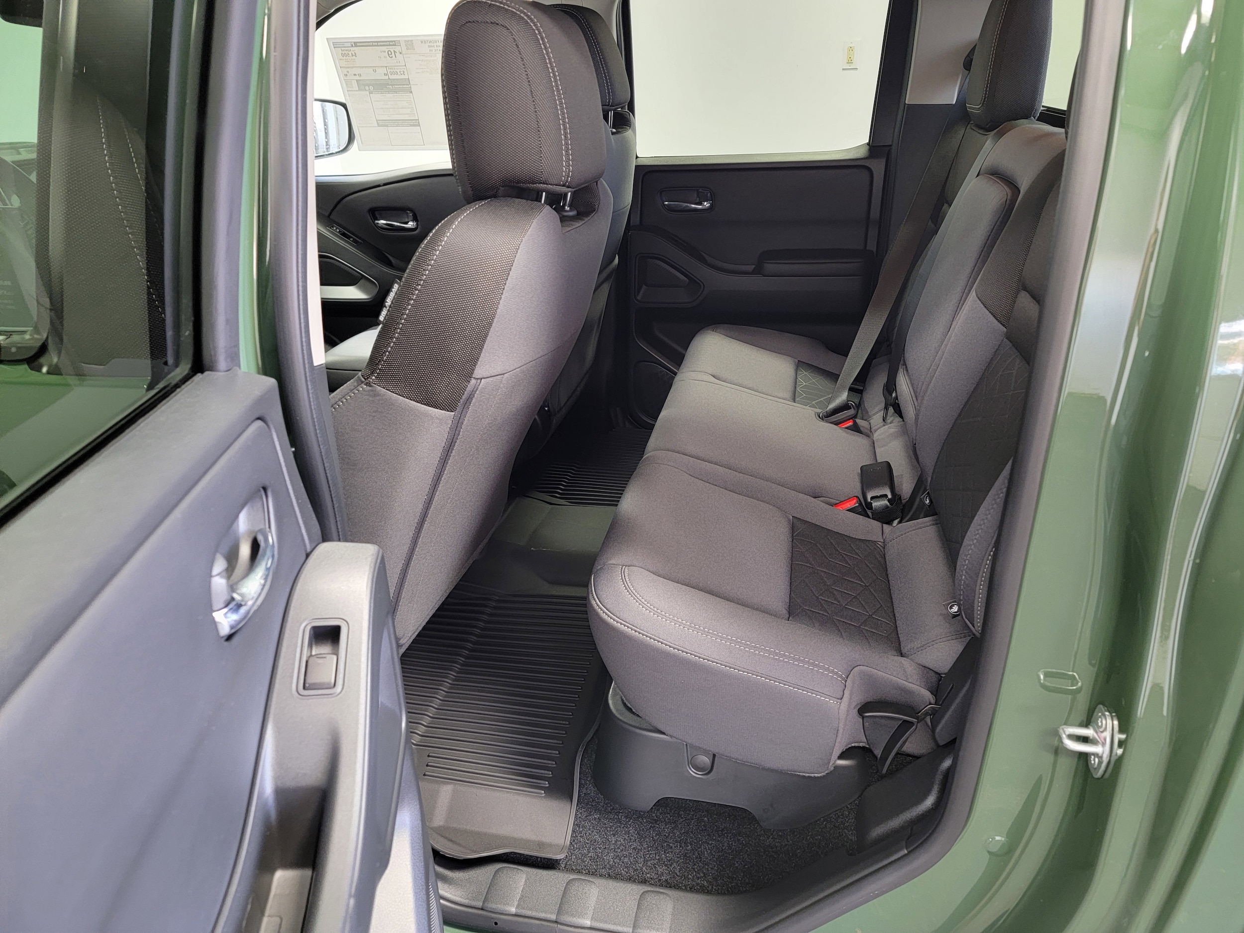 2026 Nissan Frontier SV - Photo 13