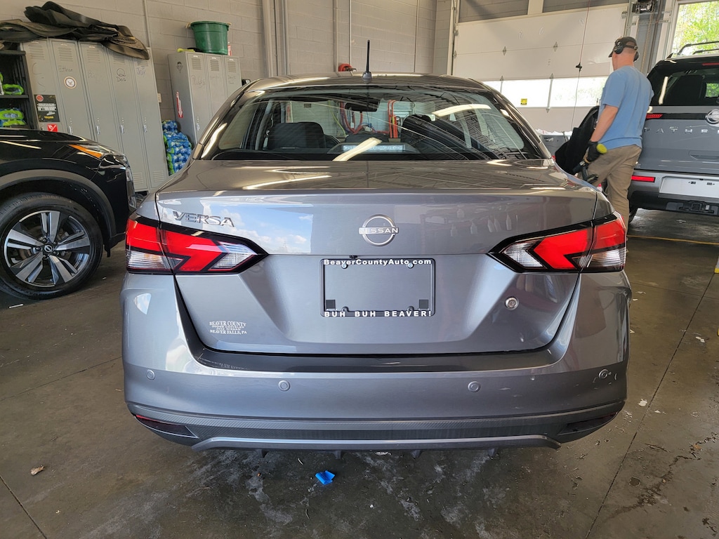 New 2025 Nissan Versa 1.6 S Sedan