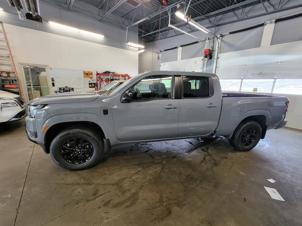 New 2026 Nissan Frontier SV Truck Crew Cab