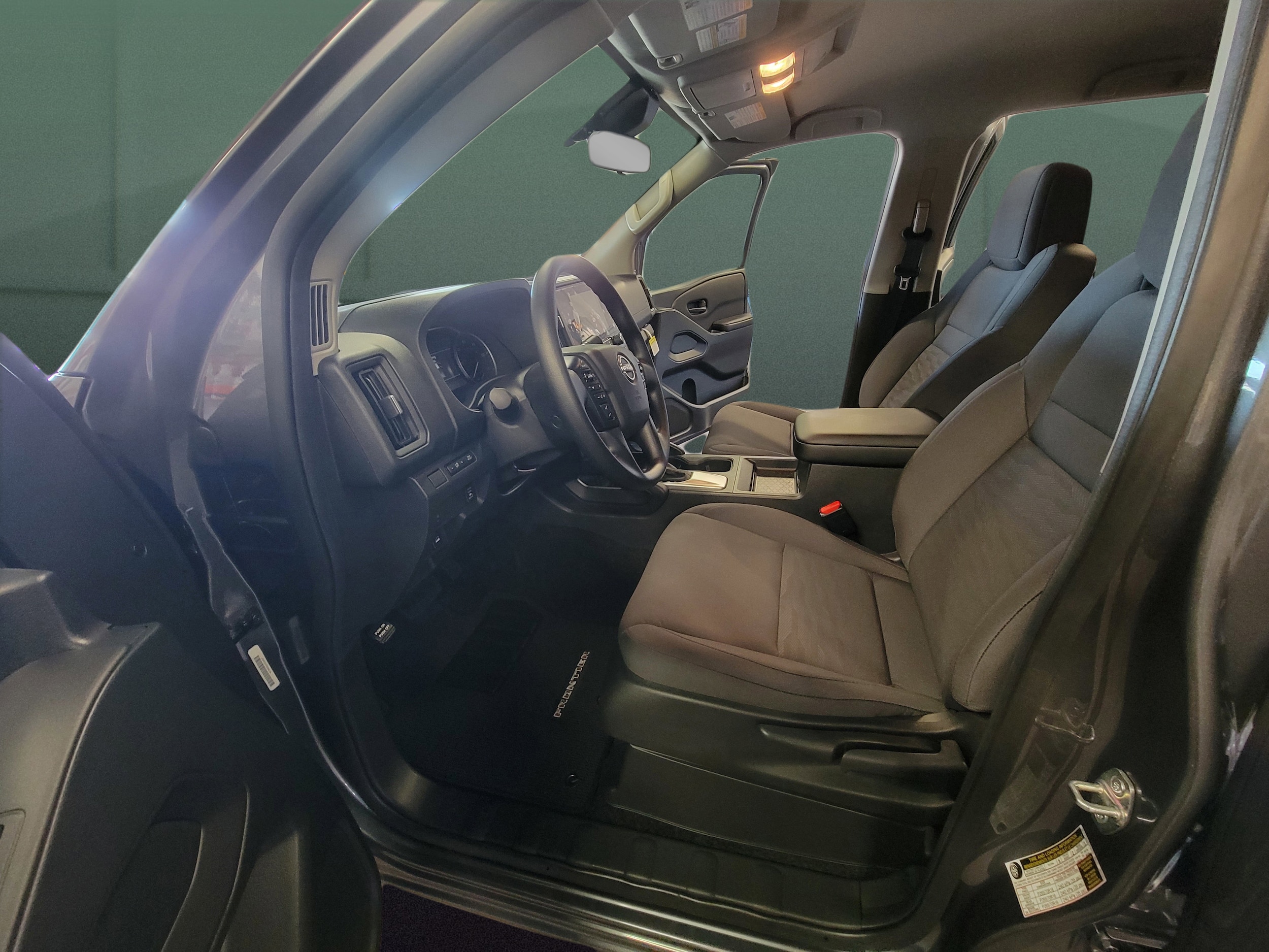 2026 Nissan Frontier S - Photo 11