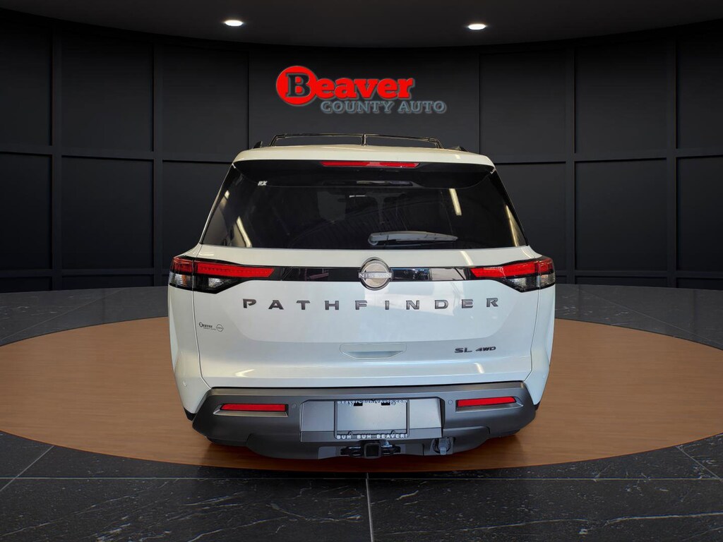 New 2026 Nissan Pathfinder SL SUV