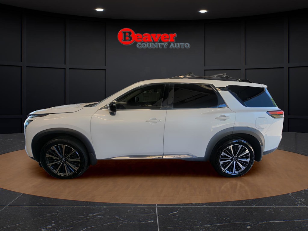 New 2026 Nissan Pathfinder Platinum SUV
