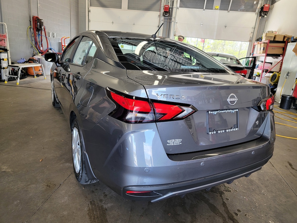 New 2025 Nissan Versa 1.6 S Sedan