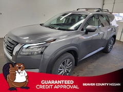 2025 Nissan Pathfinder SV SUV