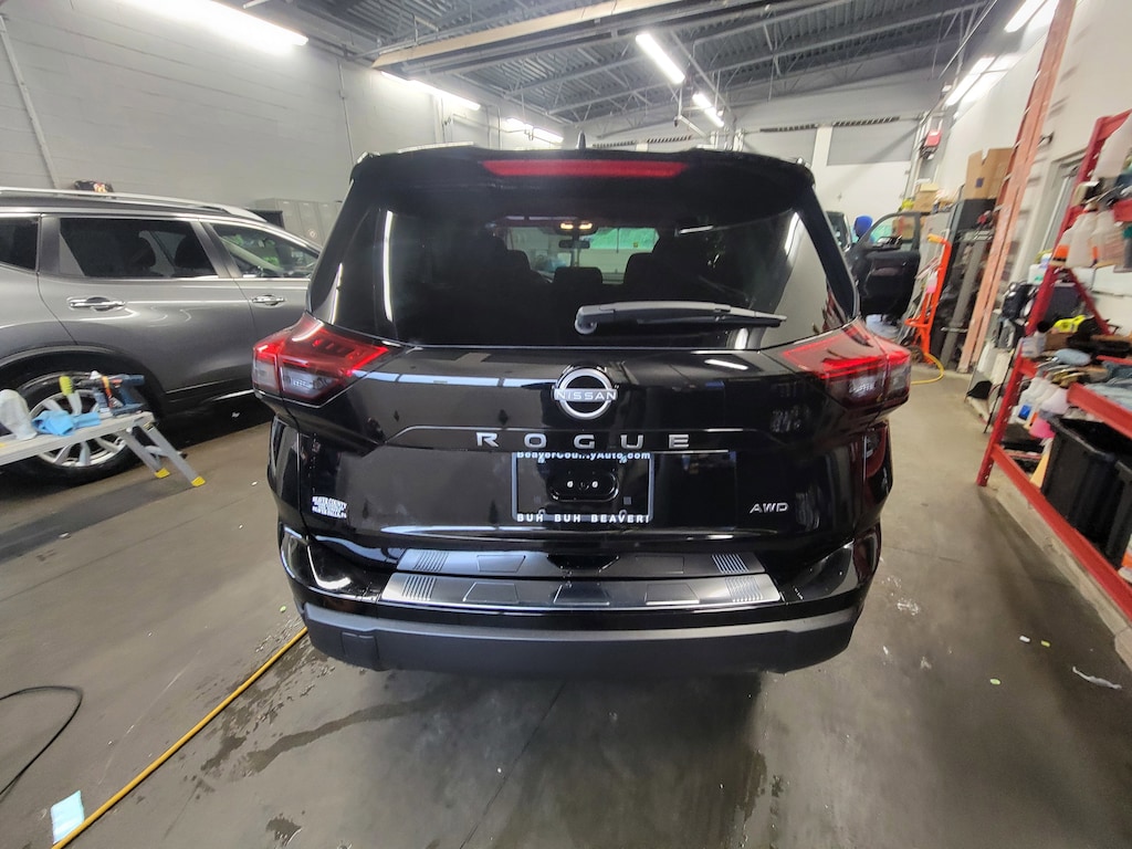 New 2026 Nissan Rogue SV SUV