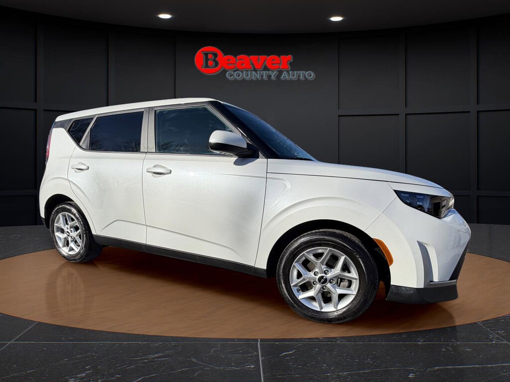 Used 2023 Kia Soul LX LX IVT