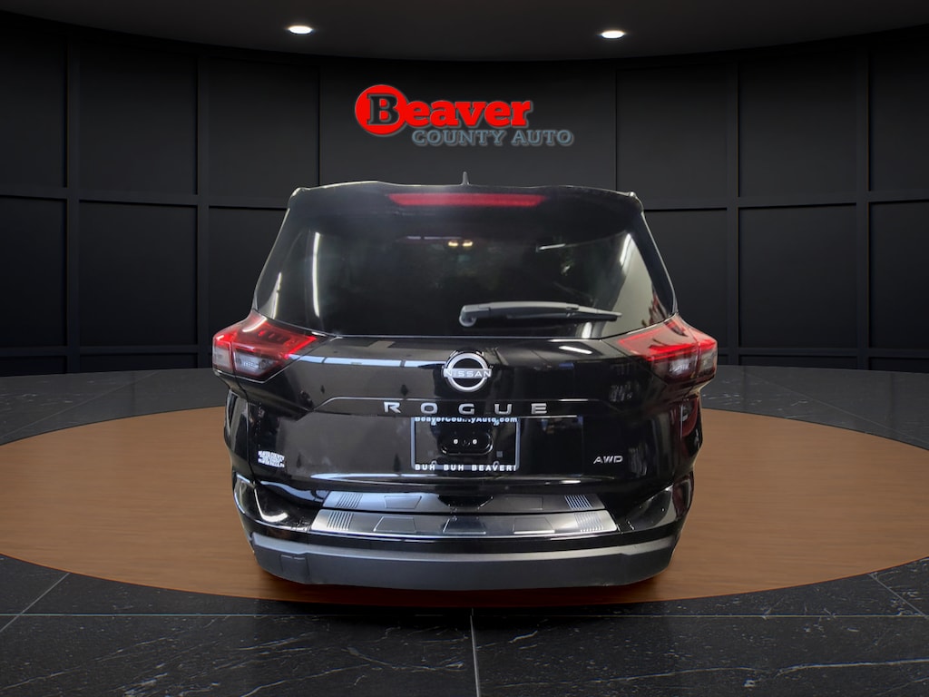 New 2026 Nissan Rogue SV SUV