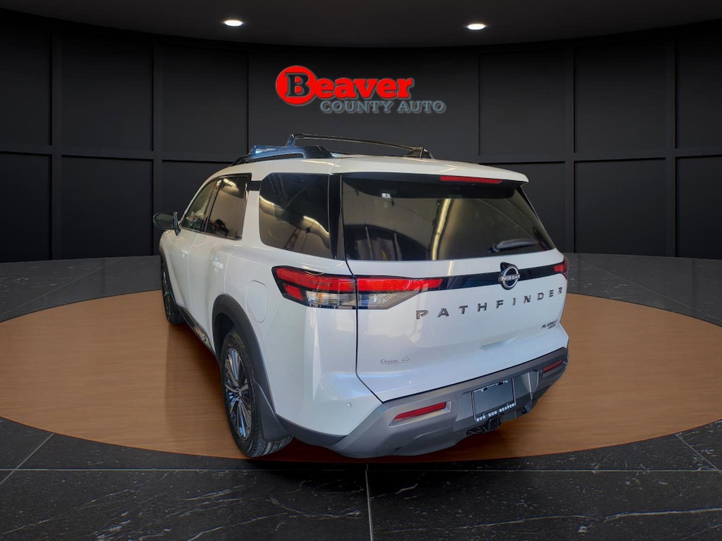 New 2026 Nissan Pathfinder Platinum SUV