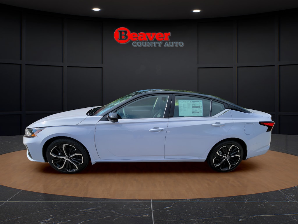 New 2026 Nissan Altima SR Sedan