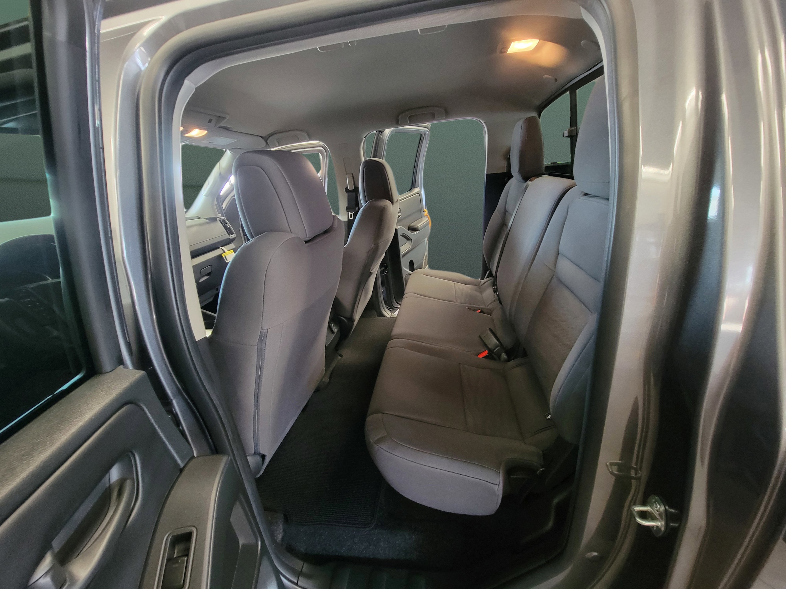 2026 Nissan Frontier S - Photo 13