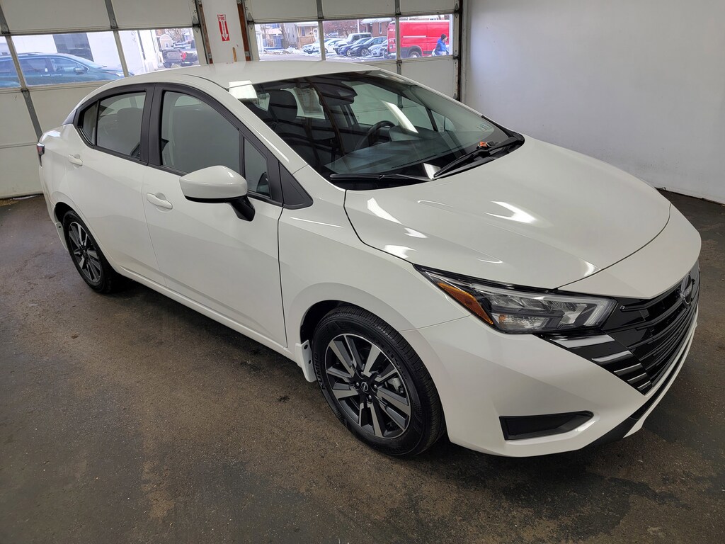 Certified 2025 Nissan Versa SV SV CVT