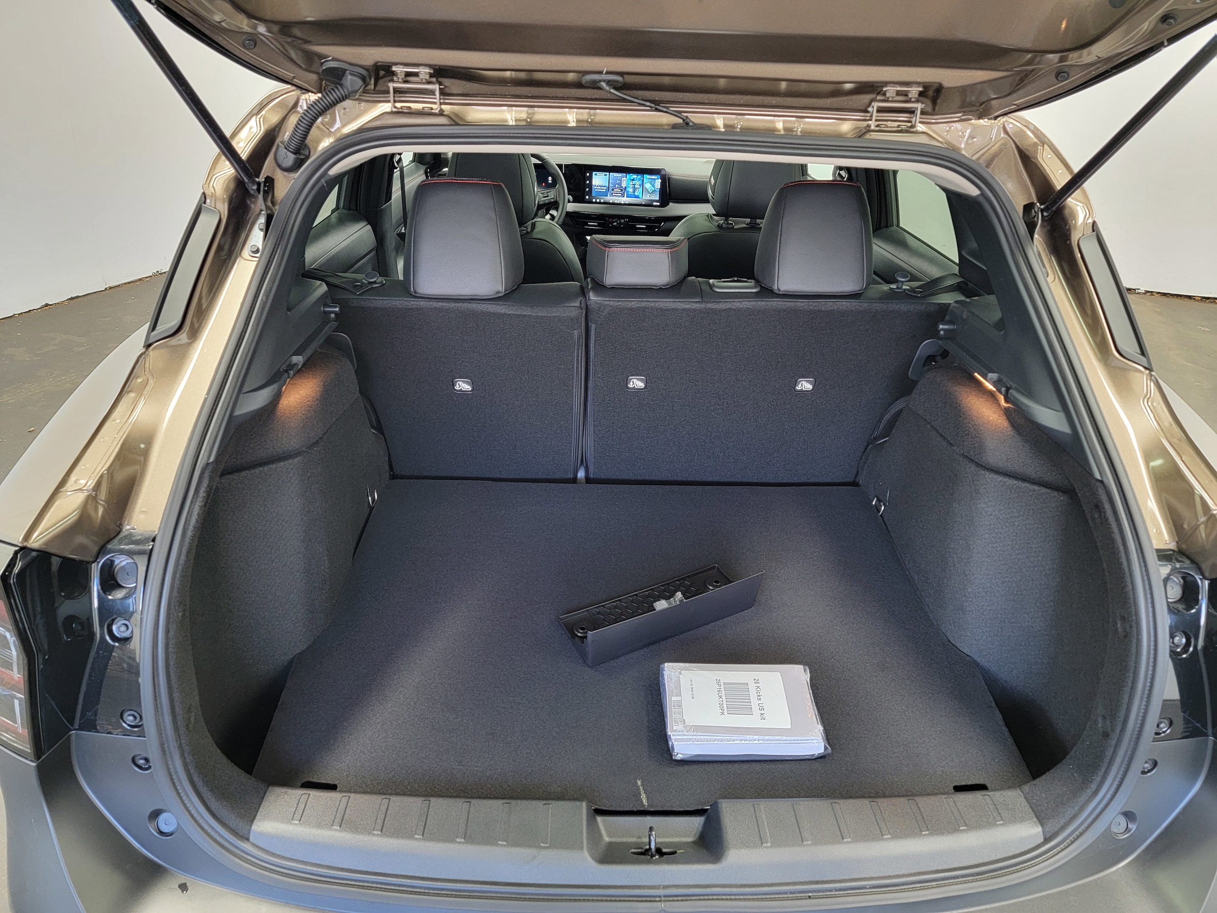 2026 Nissan KICKS SR AWD - Photo 10