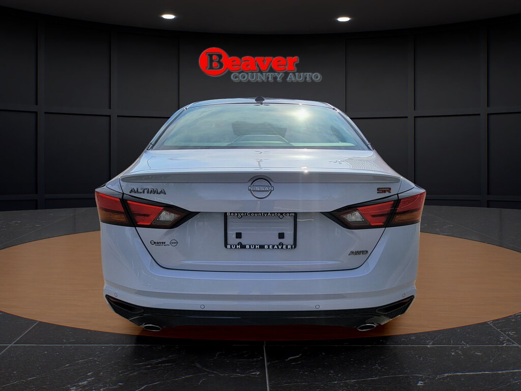 New 2026 Nissan Altima SR Sedan