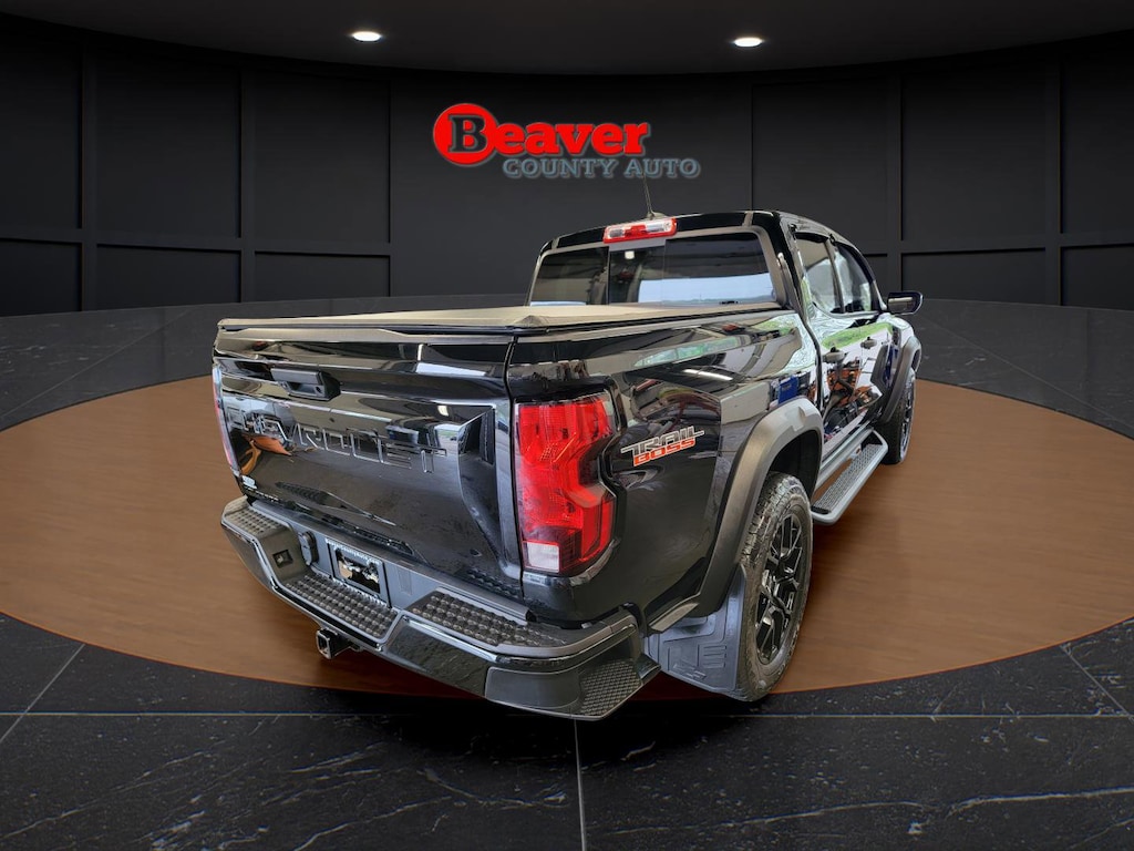 Used 2024 Chevrolet Colorado 4WD Trail Boss 4WD Crew Cab Trail Boss