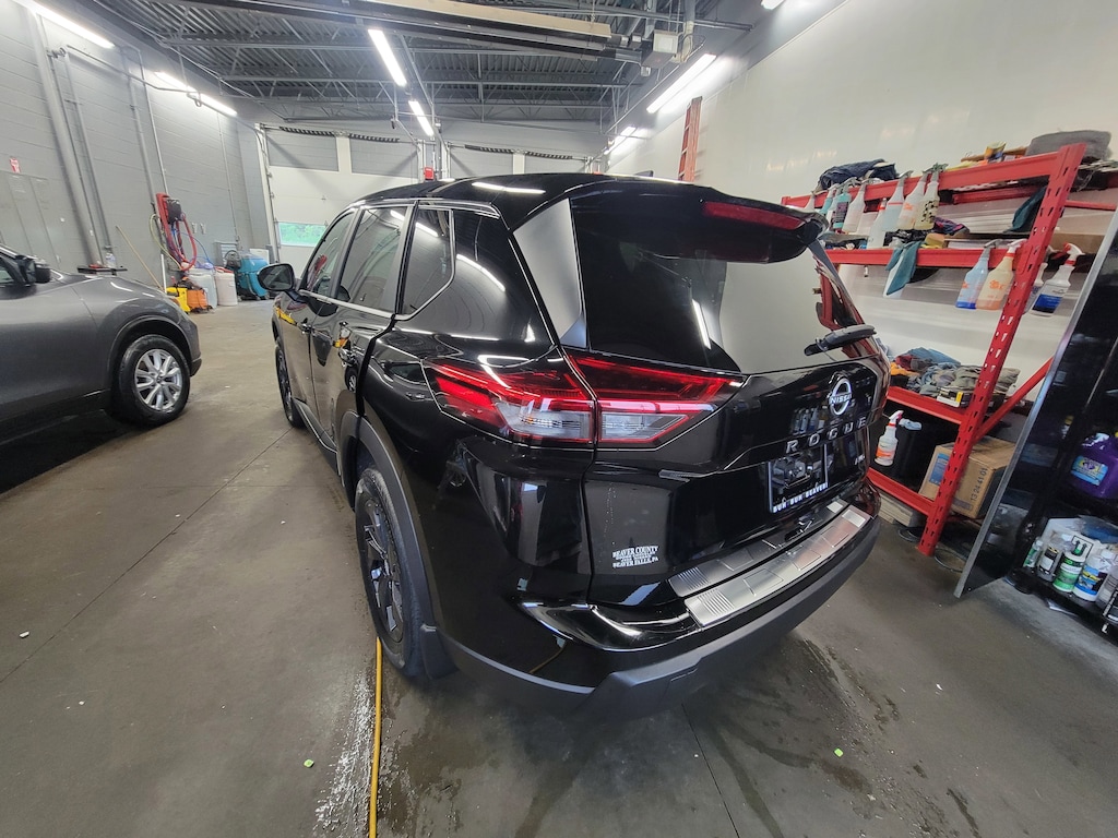 New 2026 Nissan Rogue SV SUV